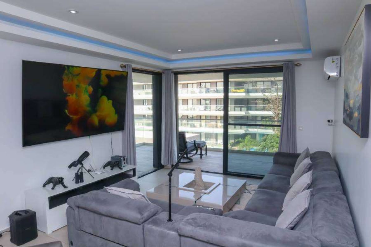 Long term rent apartment 1009 at Kololi Sands