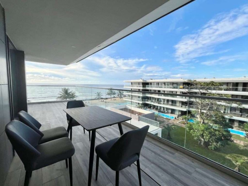 1013 - balcon
