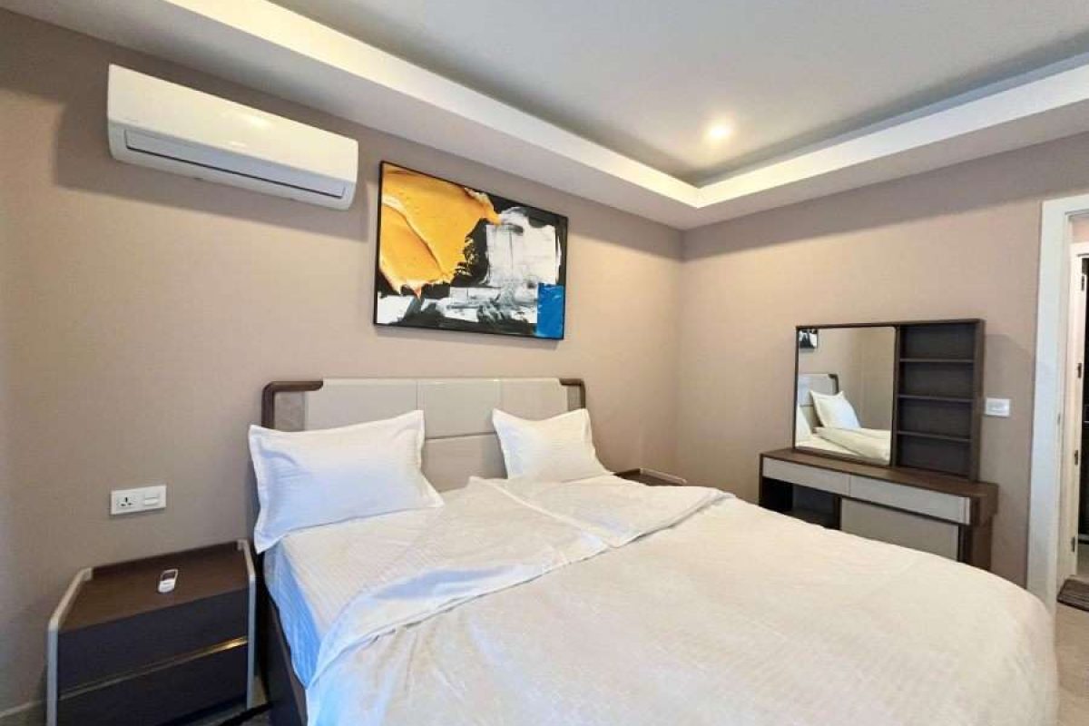 1013 - bedroom