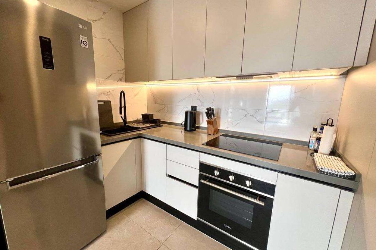 1014 - kitchen area