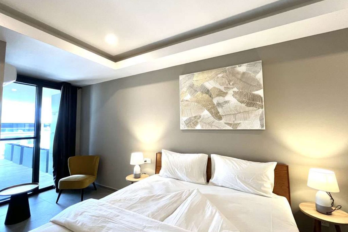 1113 - master bedroom
