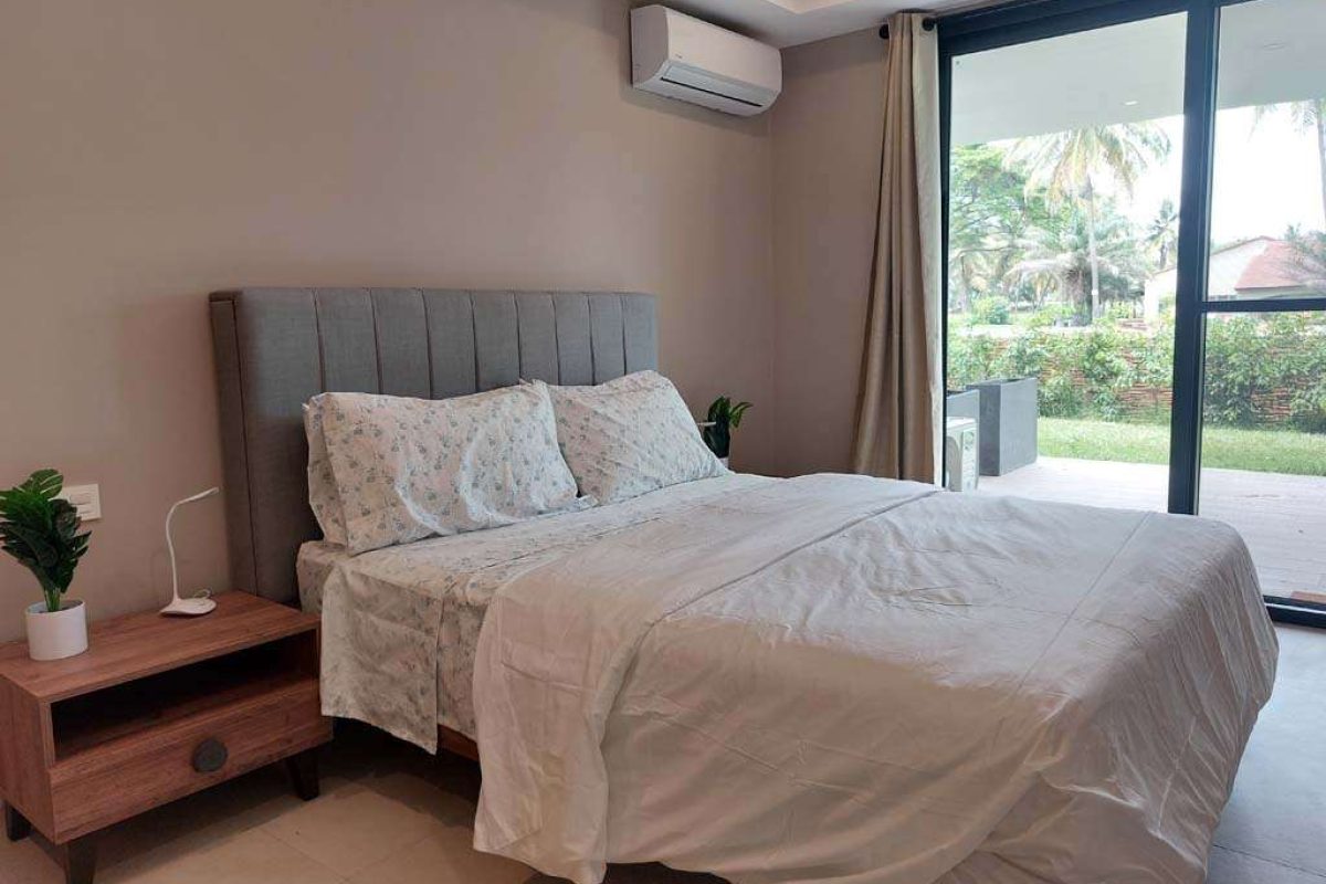 304 - bedroom with terrace