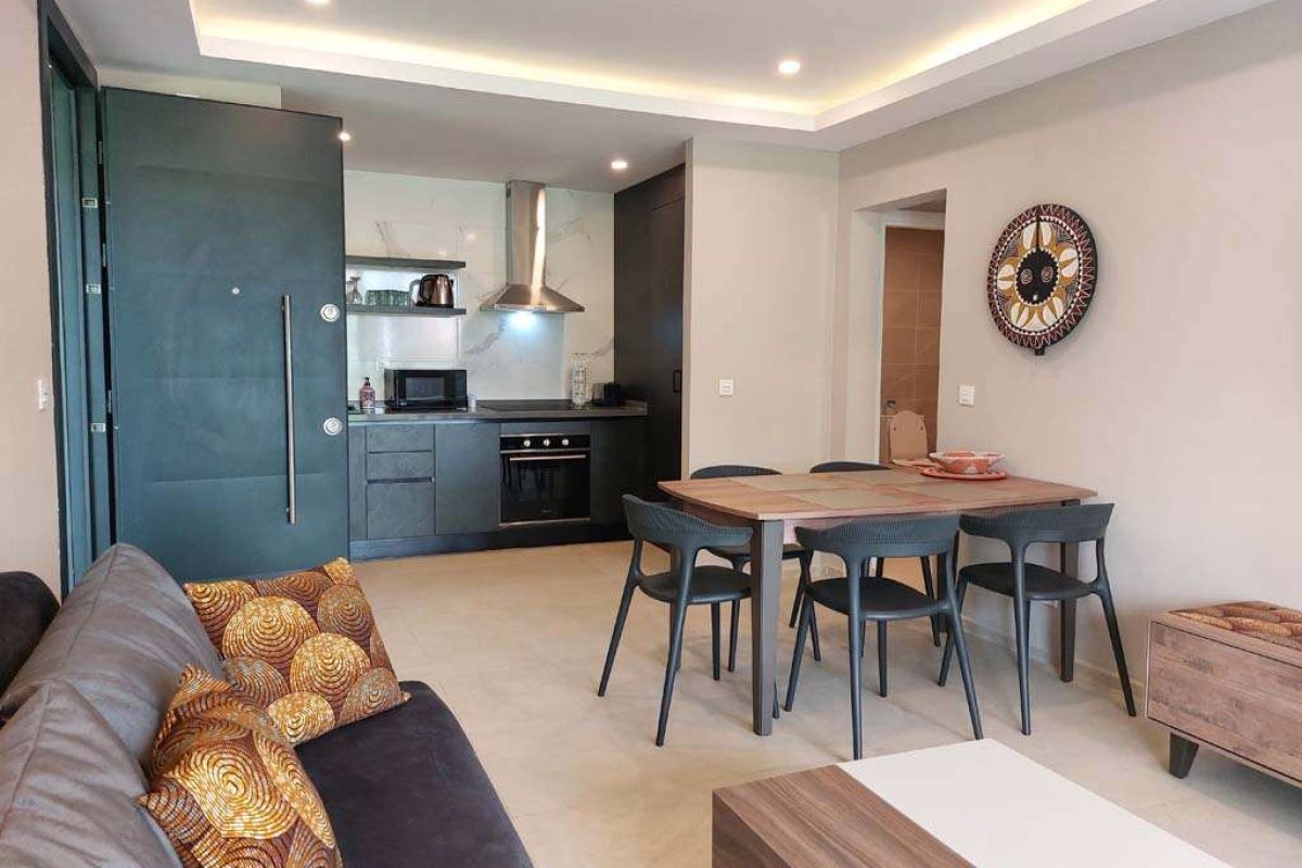 304 - open plan with kitchen