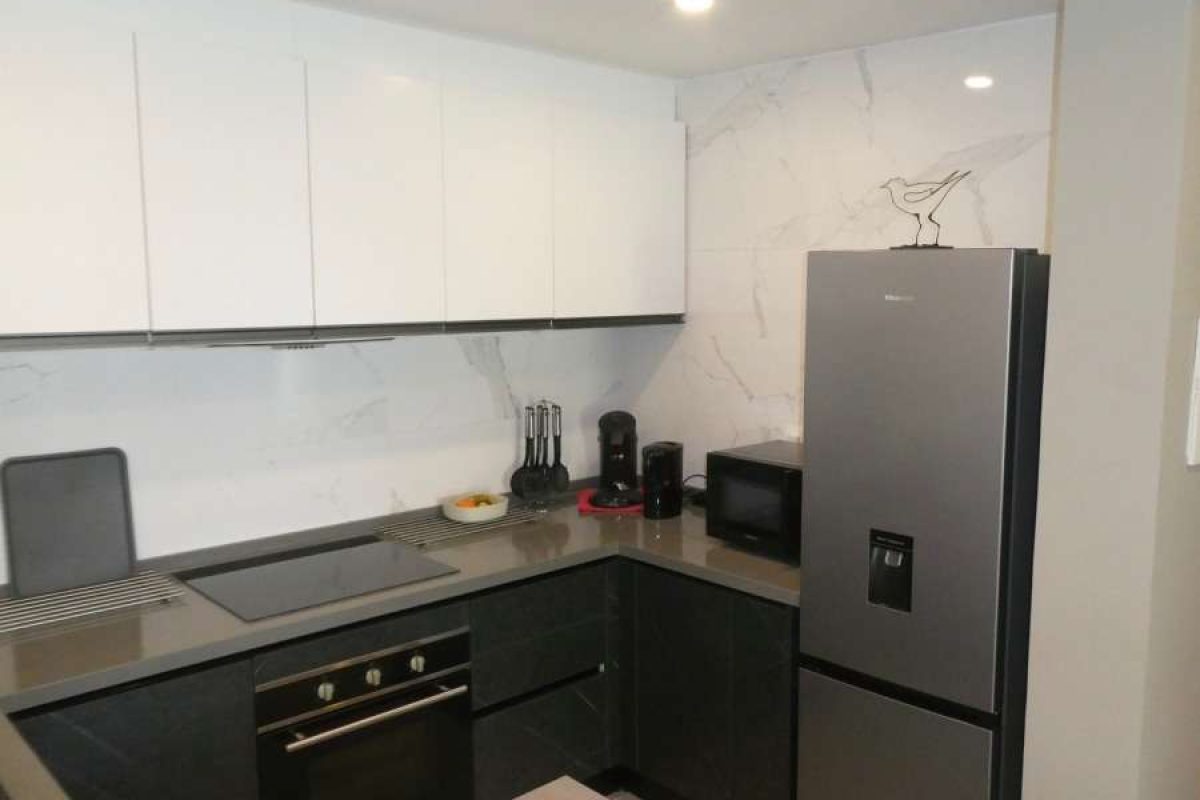 306 = kitchen