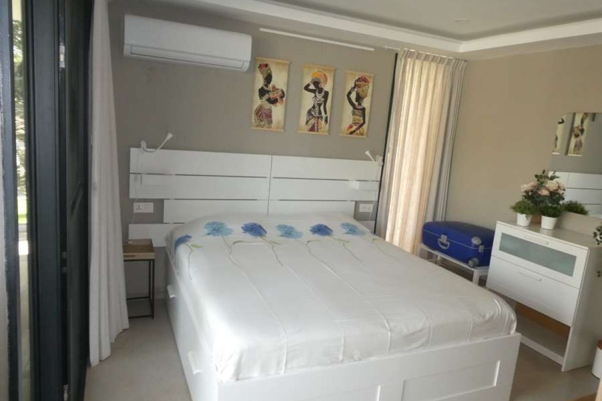 306 = sleeping area