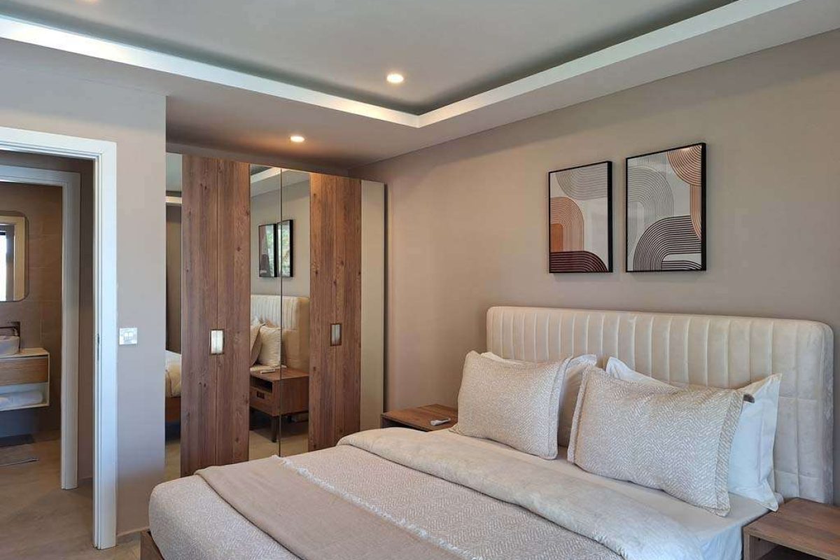 308 - bedroom