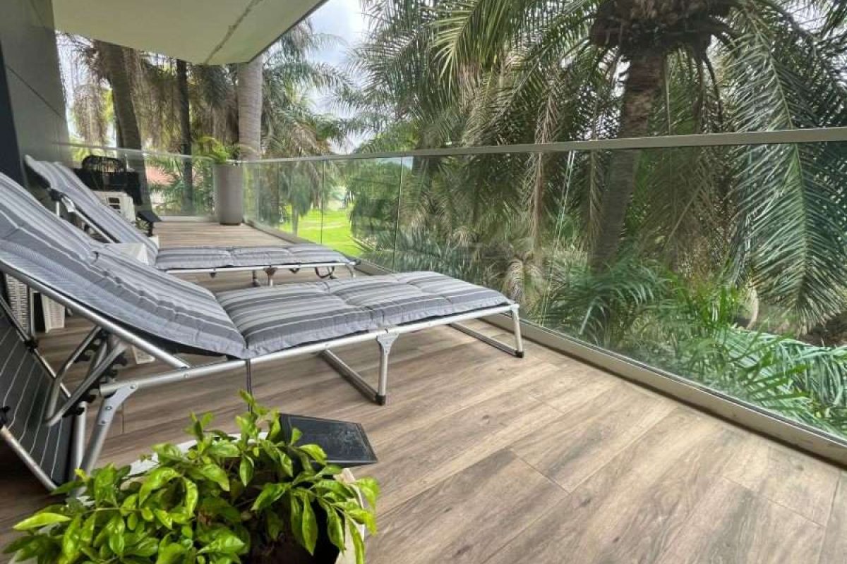 310 balcon