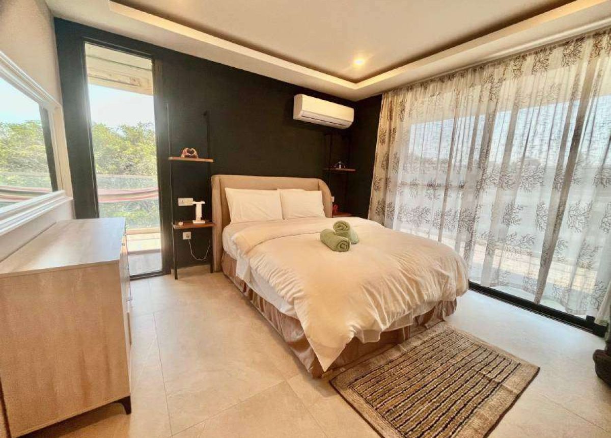 313 - comfy bed