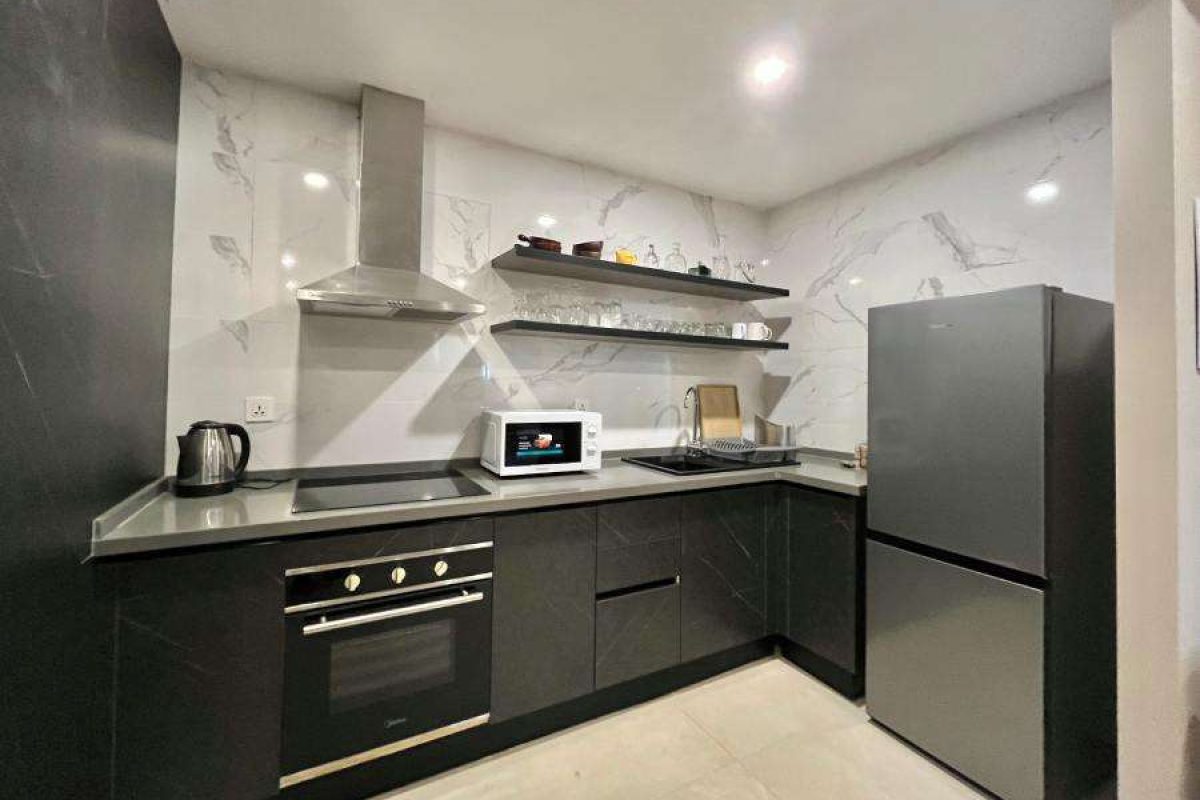 402 - the kitchen area