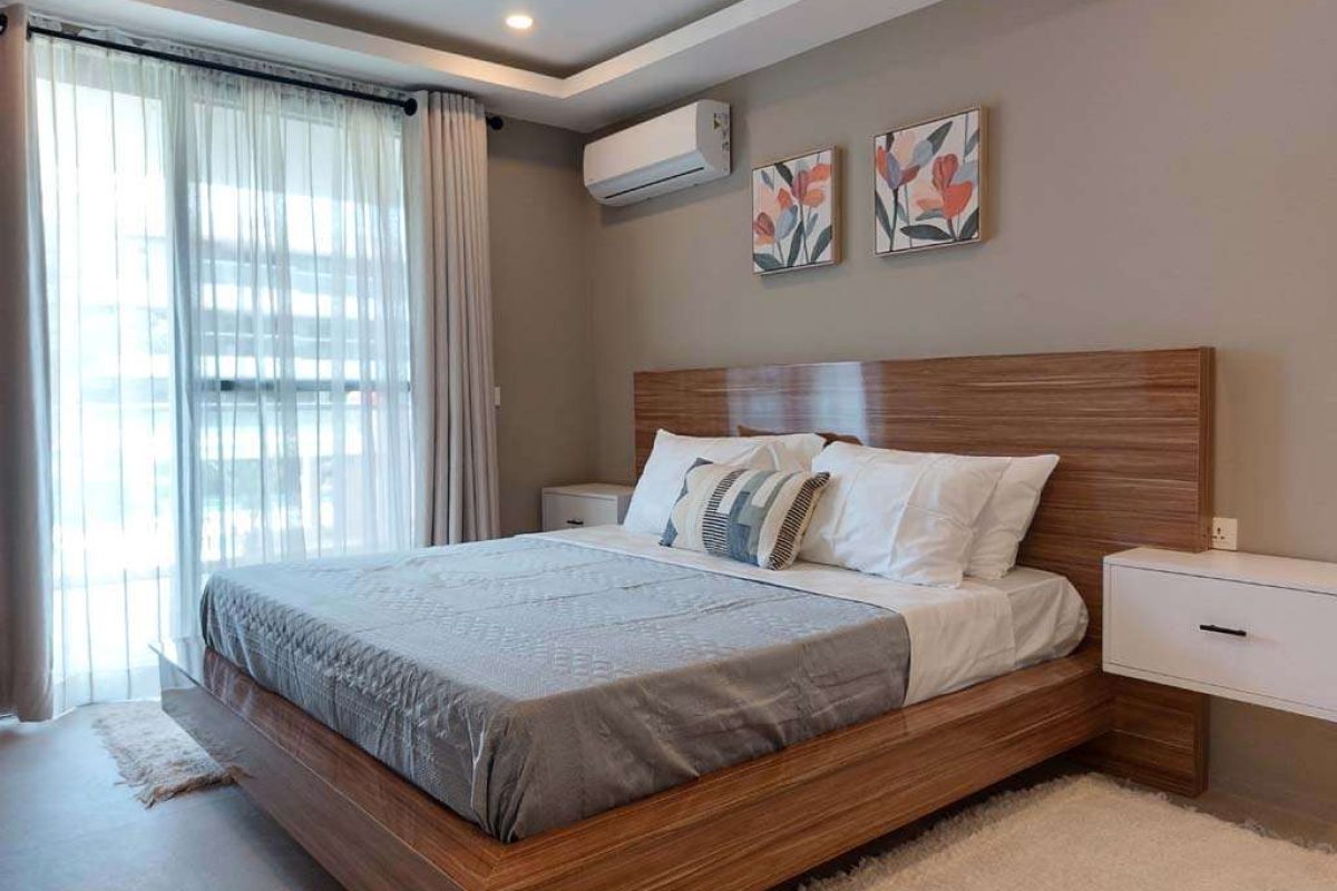 407 - bedroom