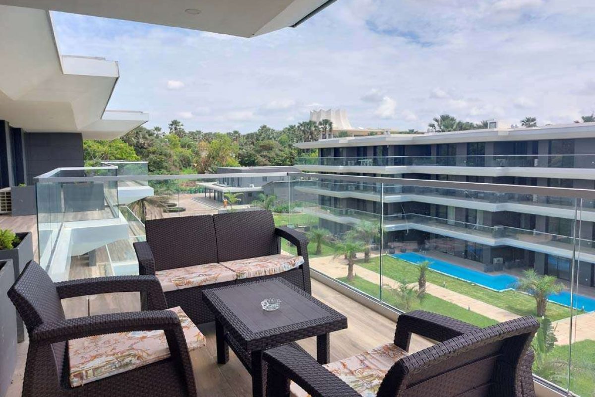 415 - balcony with a view
