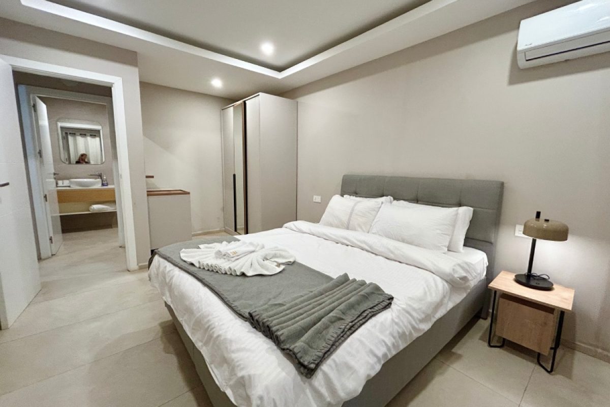 501 - chambre à coucher