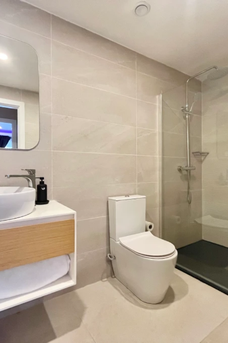 504 - bathroom