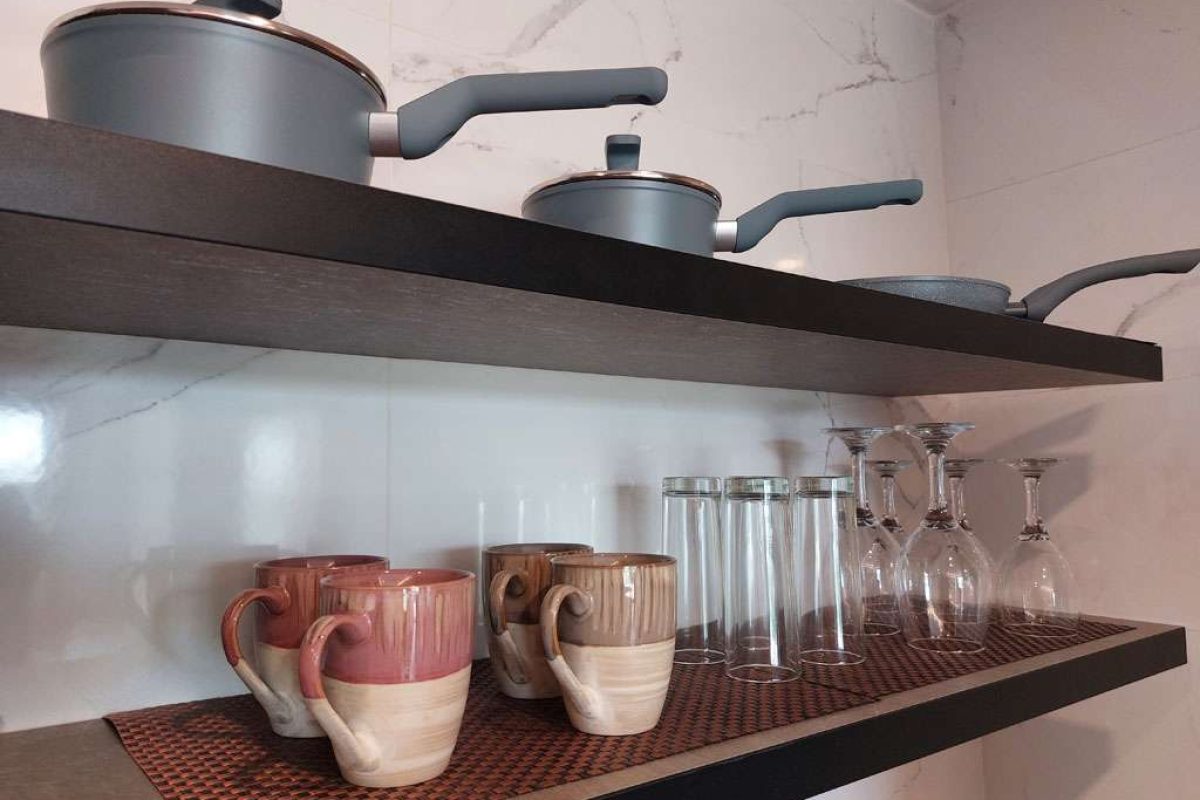 506 - kitchen detail