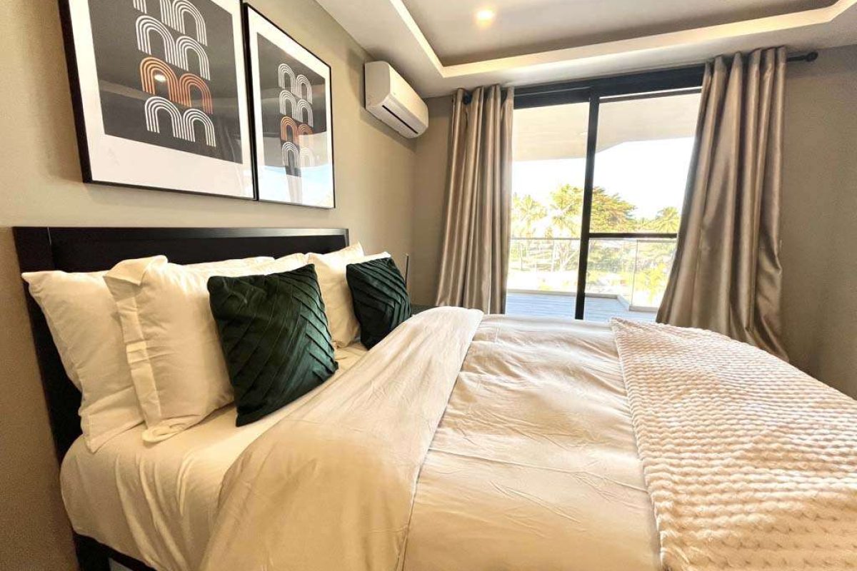 512 - the bedroom