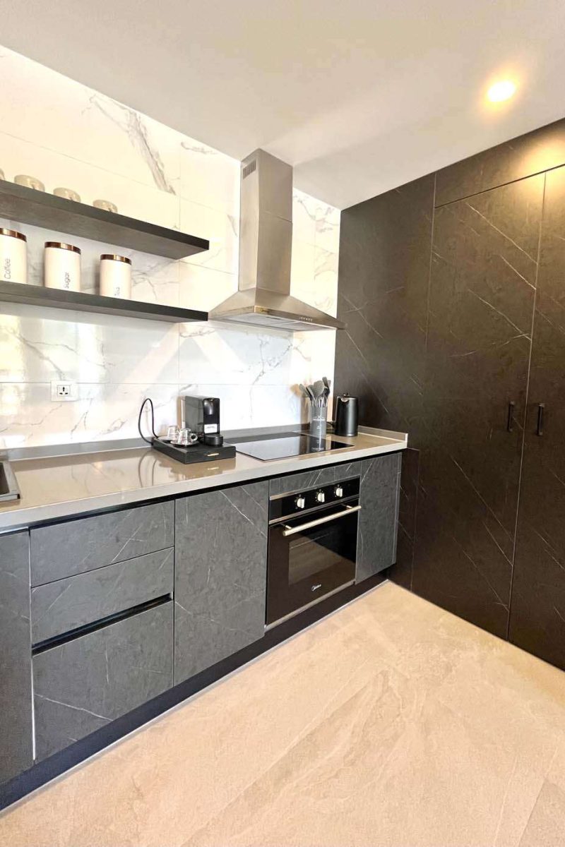 512 the kitchen