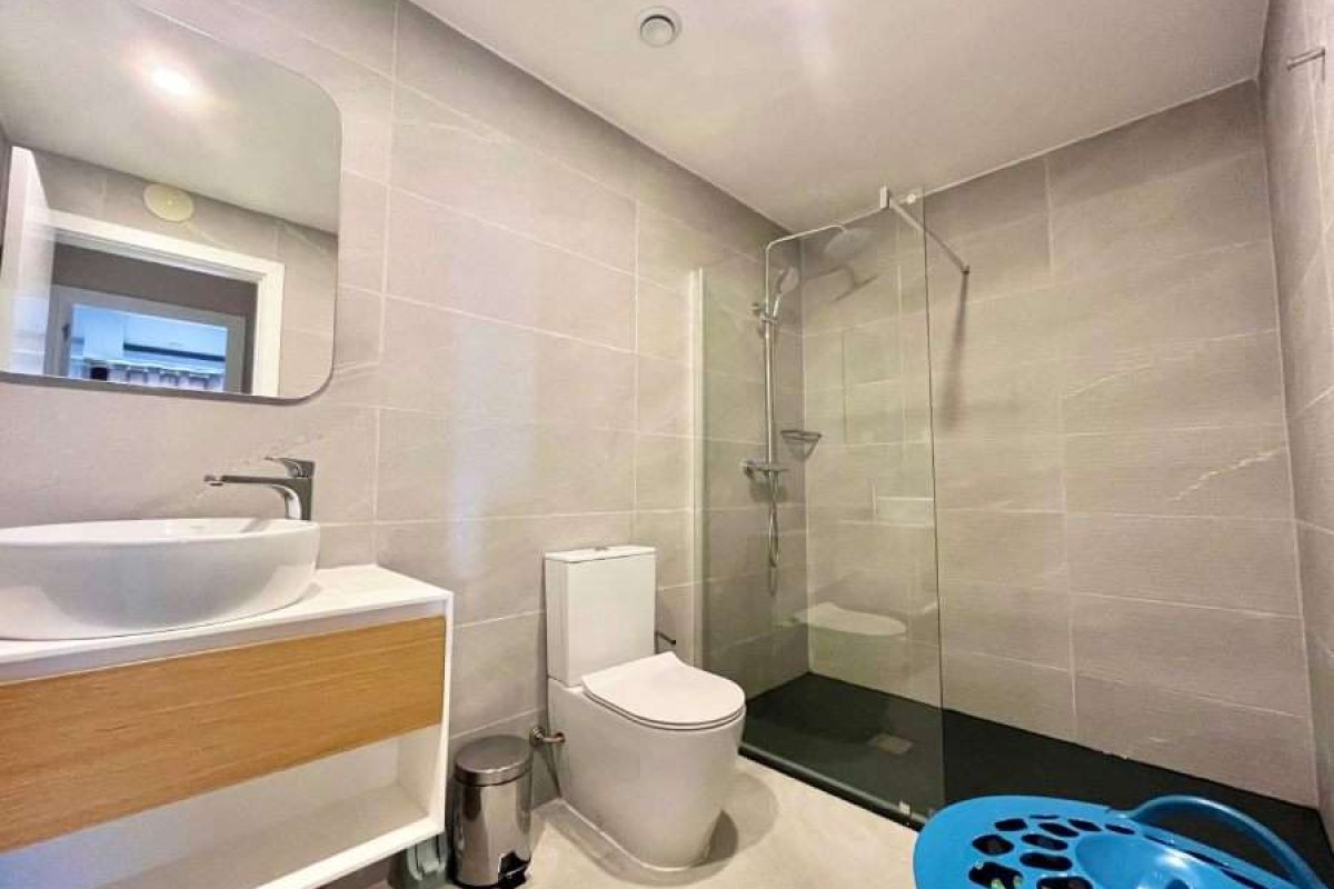 513 - the bathroom