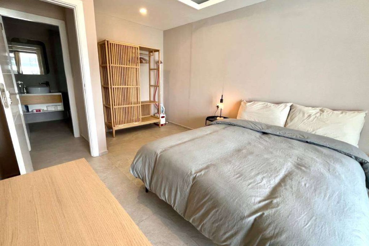 609 bedroom
