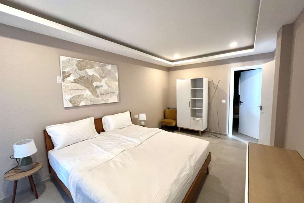 611 - the bedroom