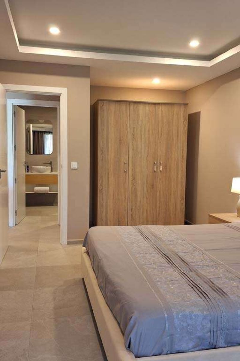 703 - bedroom