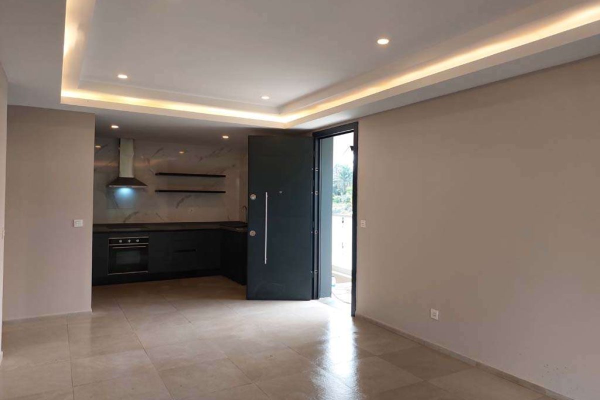 704 - plan ouvert avec cuisine