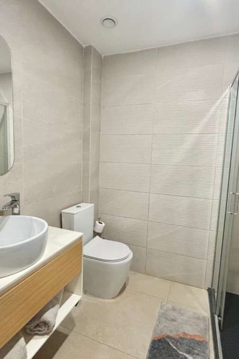 803 - bathroom -