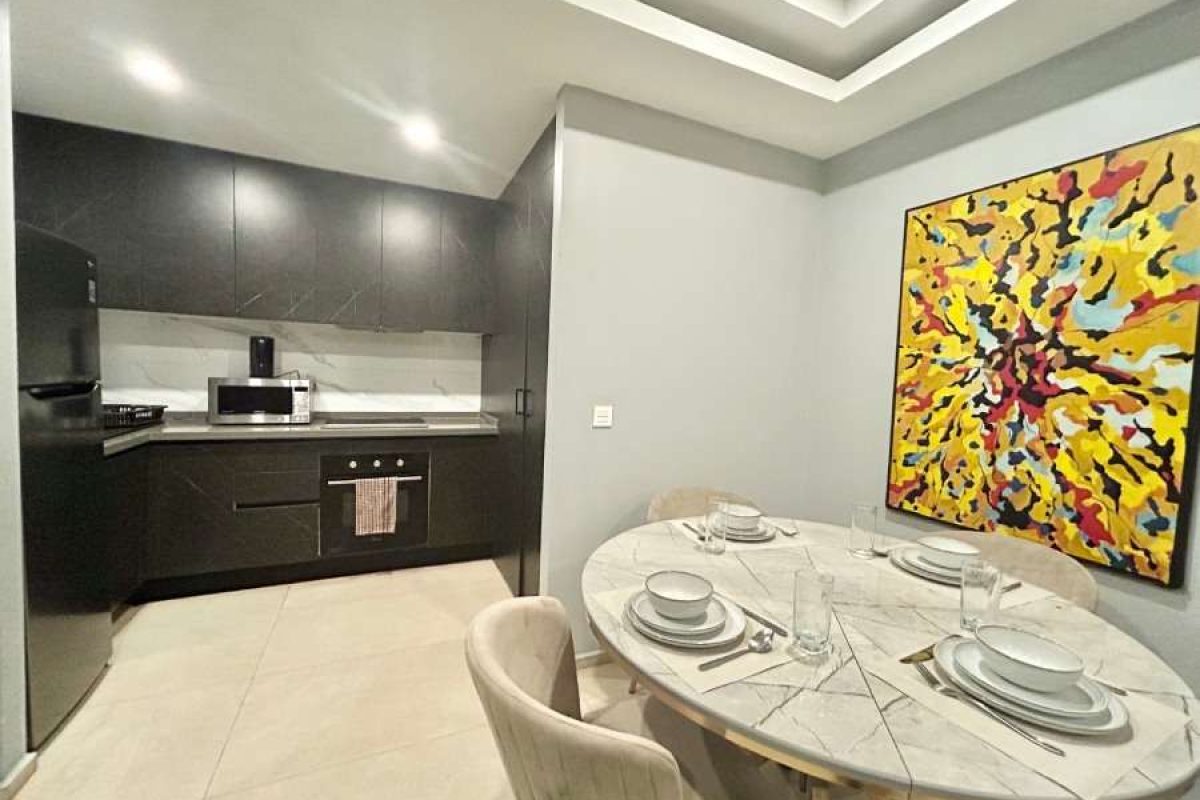 803 - kitchen & dining area -
