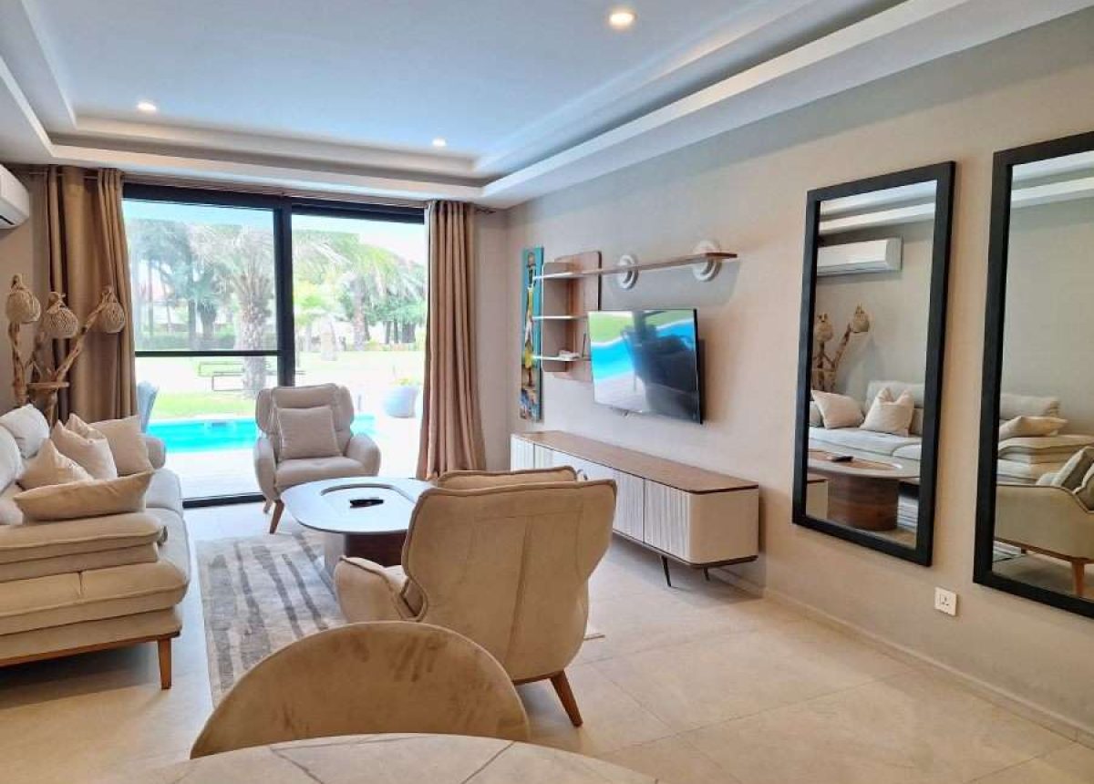 803 the open plan living area