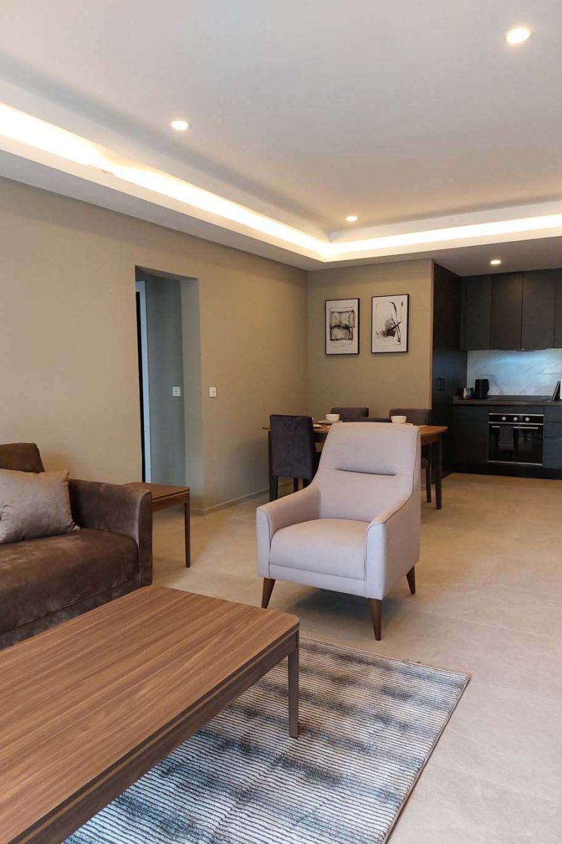 808 - open plan