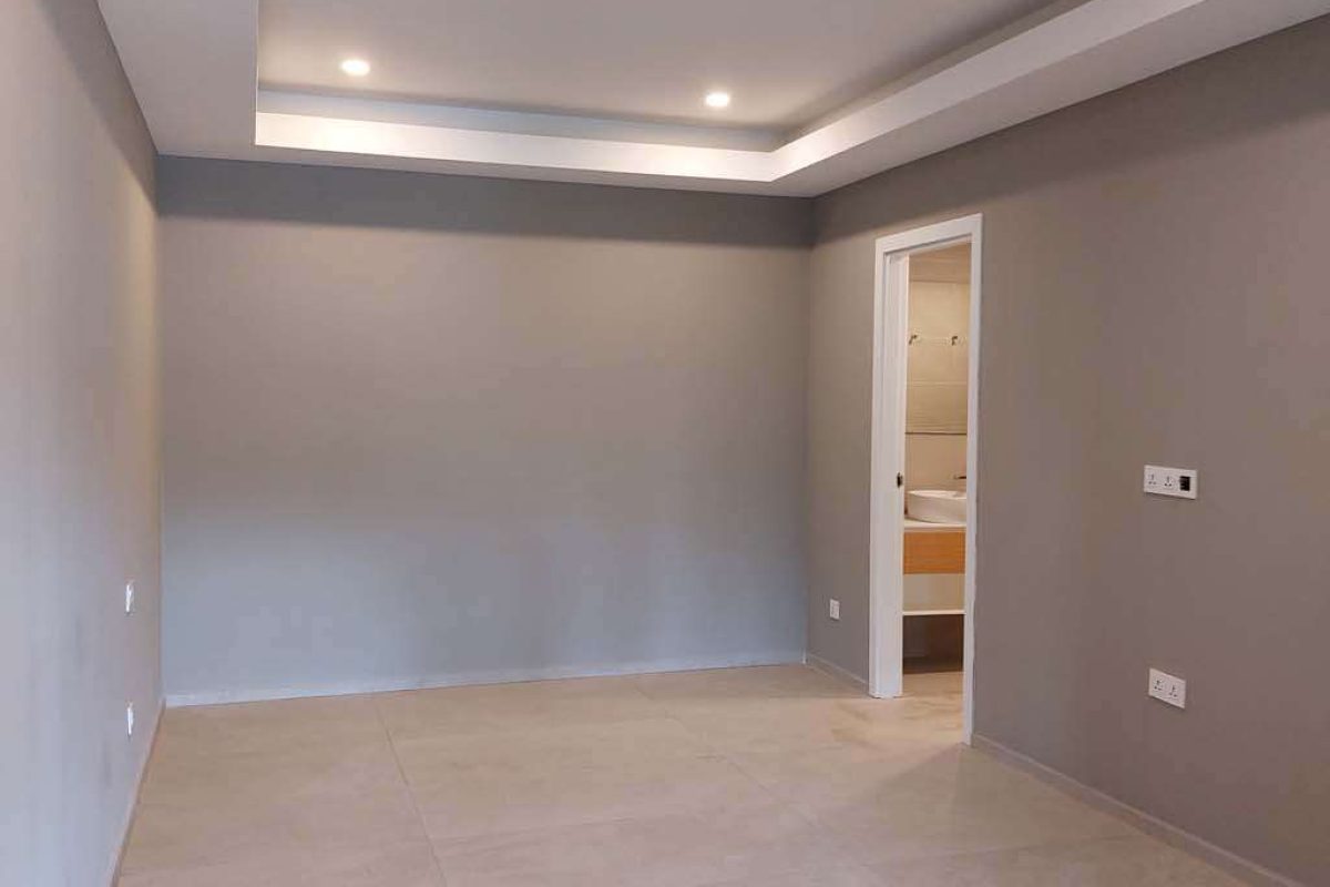 909 - en suite master