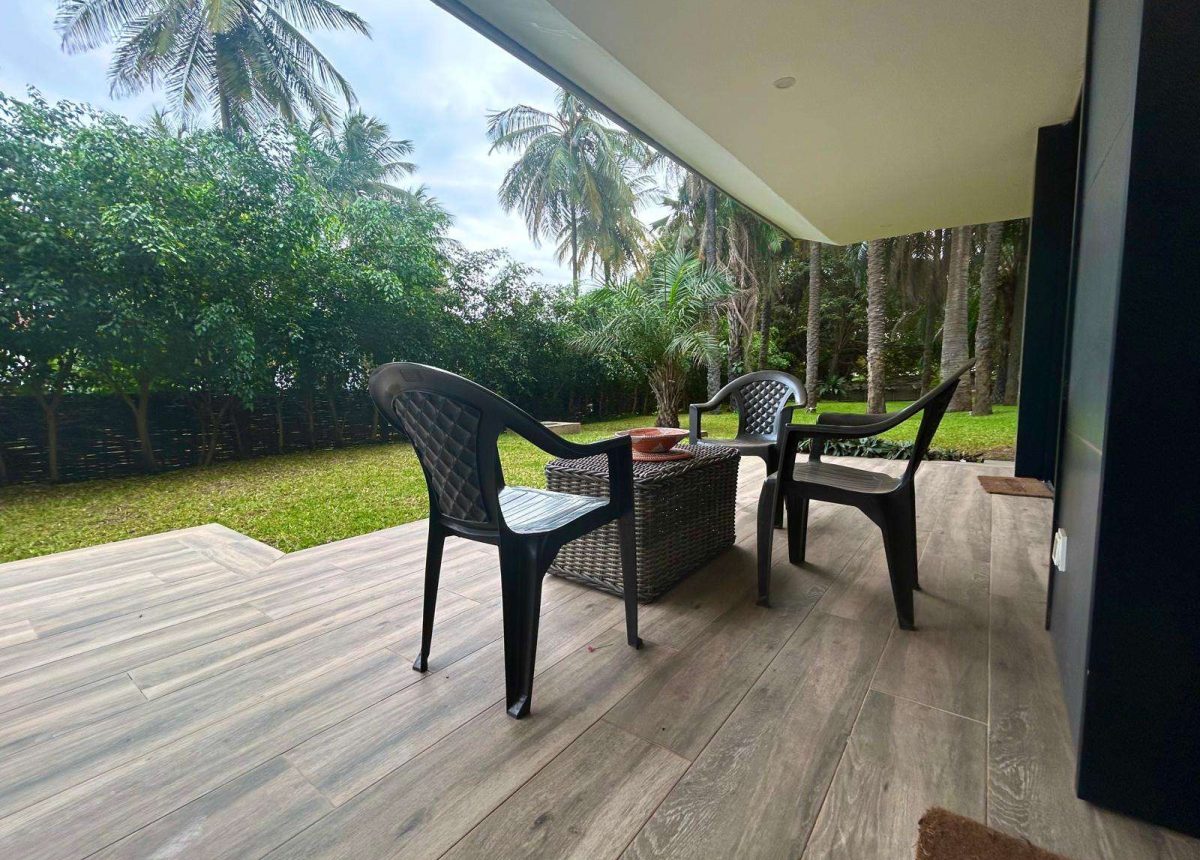 Apartment 304 Terrace