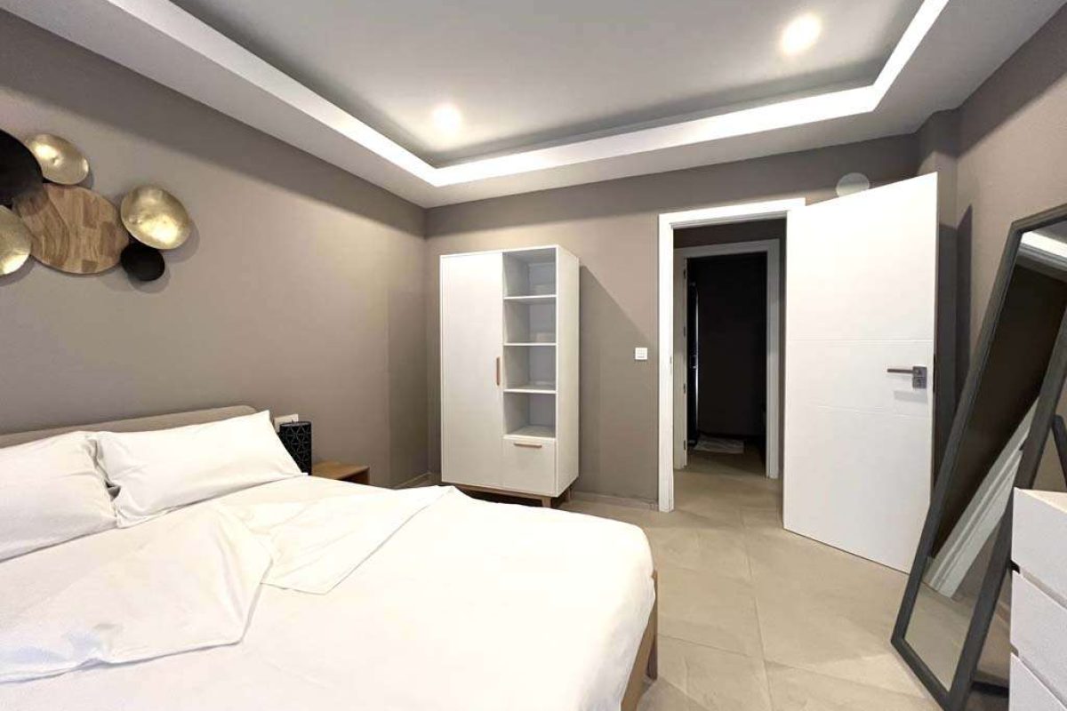 Classy 2 bed the bedroom