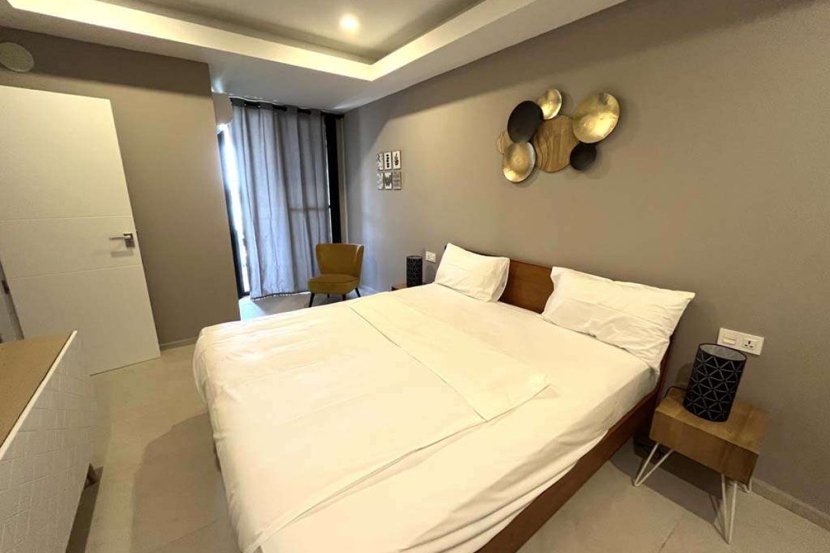 Classy 2 bed - the master