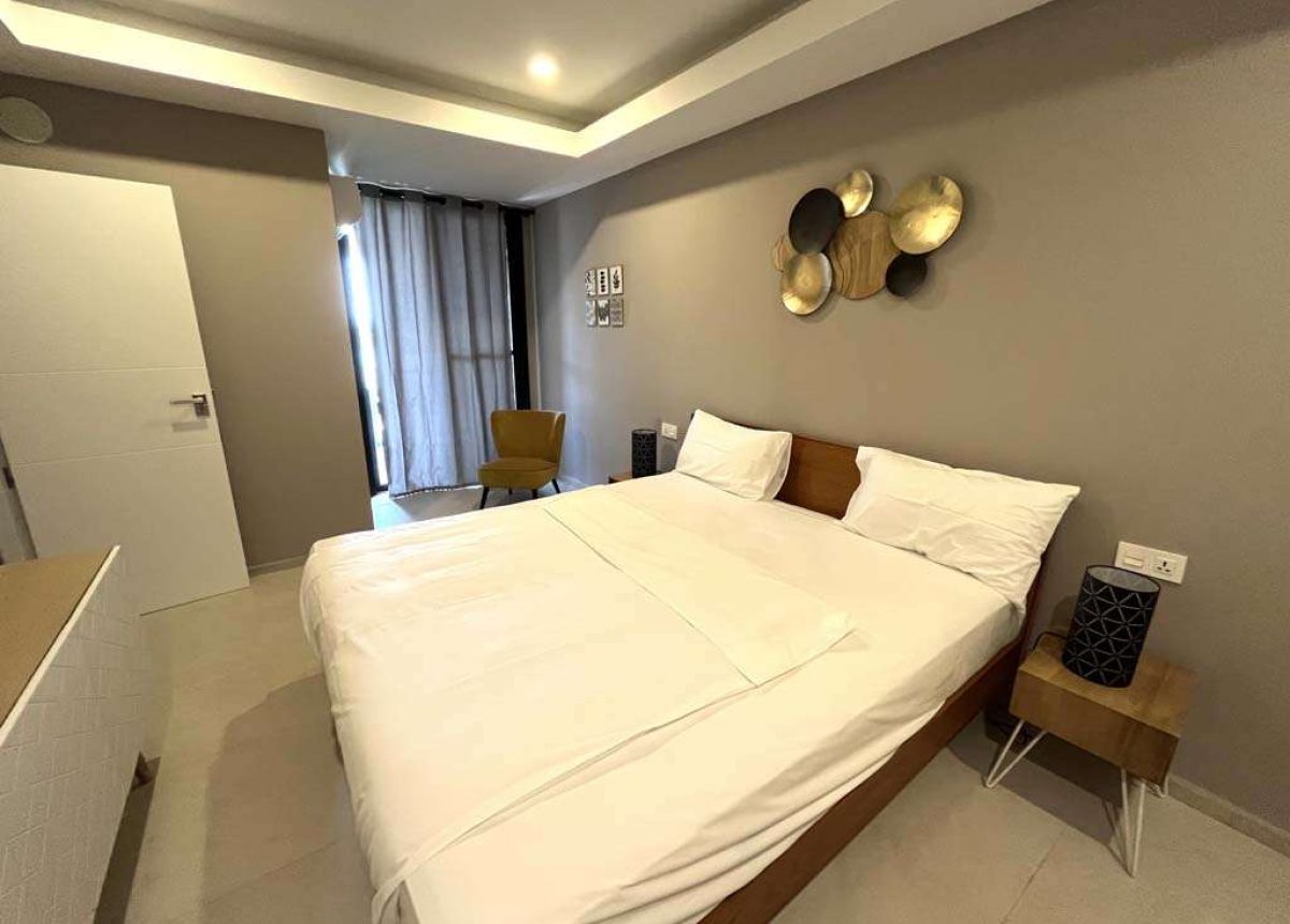 Classy 2 bed - the master