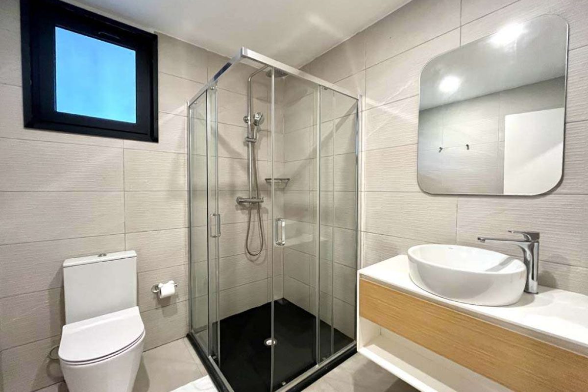 Classy studio - bathroom